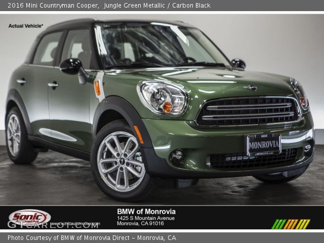 2016 Mini Countryman Cooper in Jungle Green Metallic