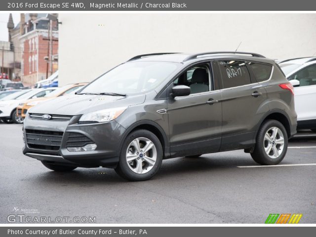 2016 Ford Escape SE 4WD in Magnetic Metallic