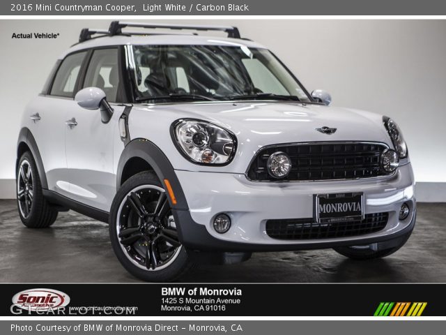 2016 Mini Countryman Cooper in Light White