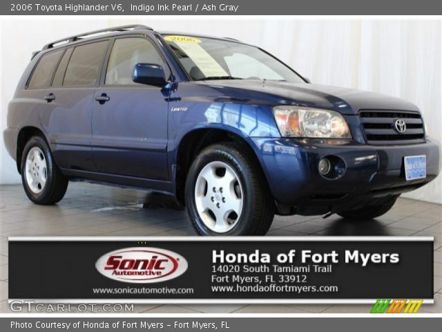 2006 Toyota Highlander V6 in Indigo Ink Pearl