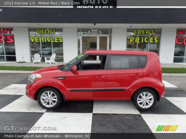 2013 Kia Soul 1.6 in Molten Red