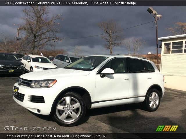 2013 Volkswagen Touareg VR6 FSI Lux 4XMotion in Pure White