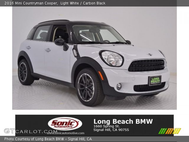 2016 Mini Countryman Cooper in Light White