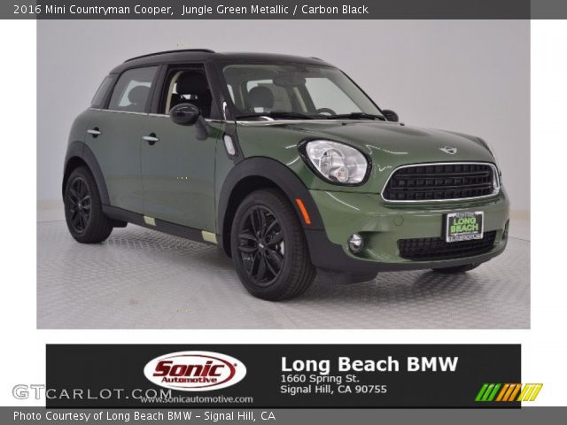 2016 Mini Countryman Cooper in Jungle Green Metallic