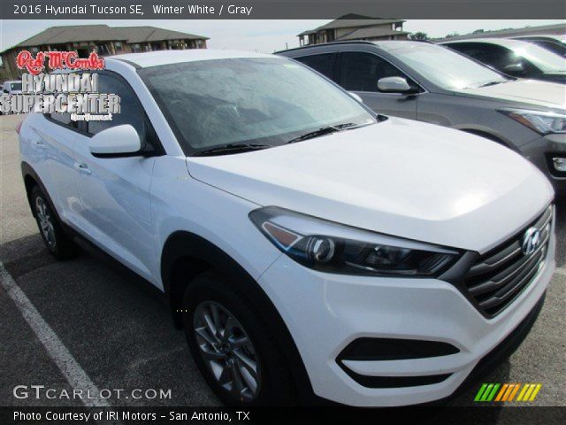 2016 Hyundai Tucson SE in Winter White