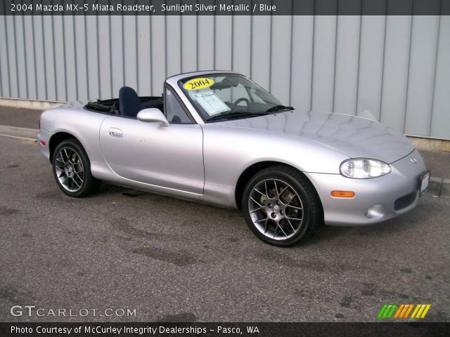 2004 Mazda MX-5 Miata Roadster in Sunlight Silver Metallic