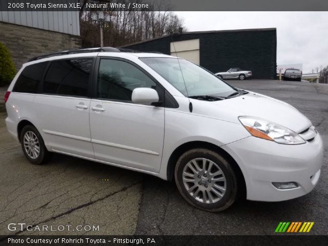 2008 Toyota Sienna XLE in Natural White