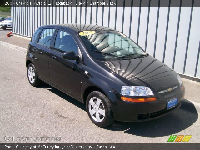 2007 Chevrolet Aveo 5 LS Hatchback in Black