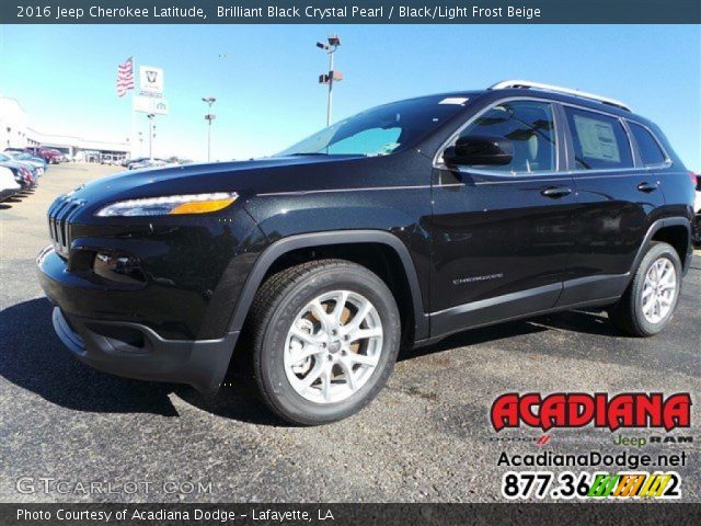 2016 Jeep Cherokee Latitude in Brilliant Black Crystal Pearl