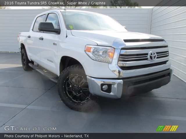 2016 Toyota Tundra SR5 CrewMax in Super White