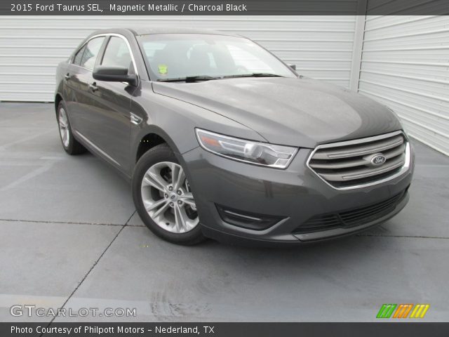 2015 Ford Taurus SEL in Magnetic Metallic
