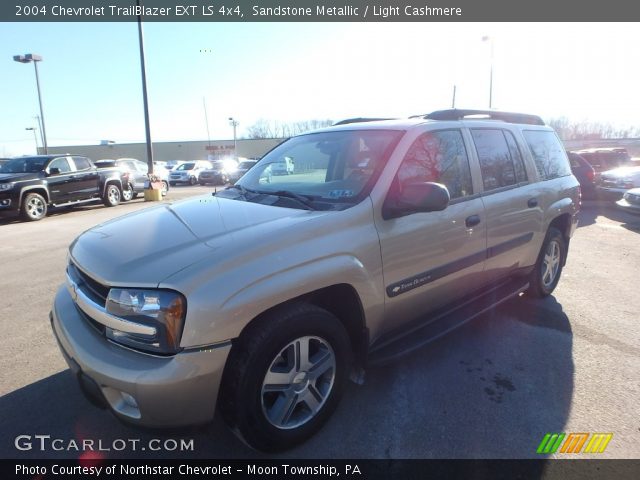 2004 Chevrolet TrailBlazer EXT LS 4x4 in Sandstone Metallic