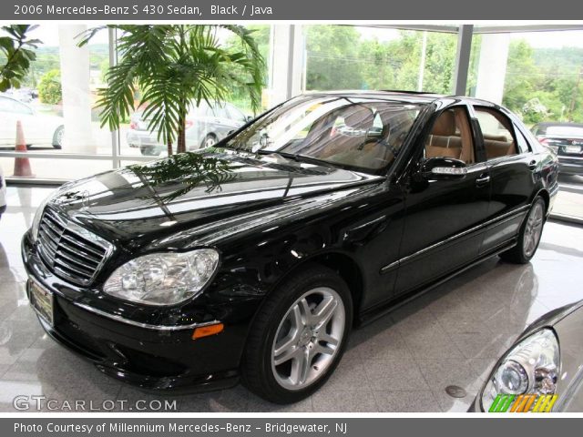 2006 Mercedes-Benz S 430 Sedan in Black
