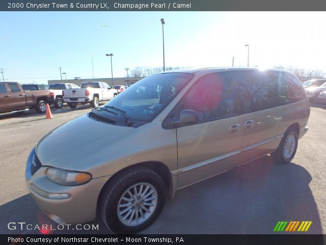 2000 Chrysler Town & Country LX in Champagne Pearl