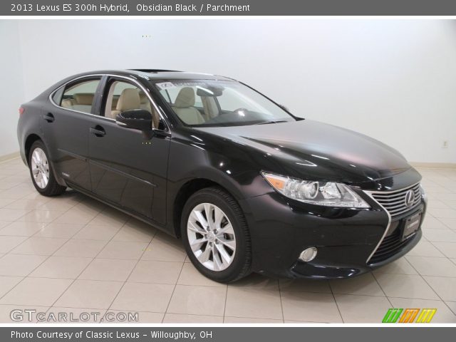 2013 Lexus ES 300h Hybrid in Obsidian Black