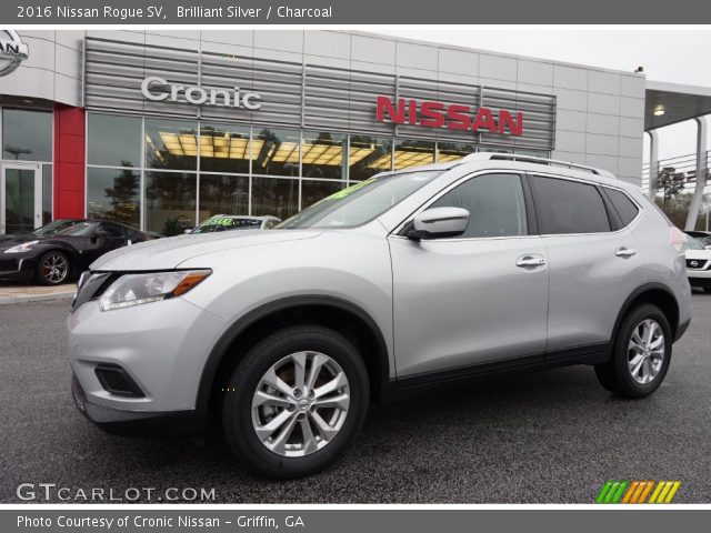 2016 Nissan Rogue SV in Brilliant Silver