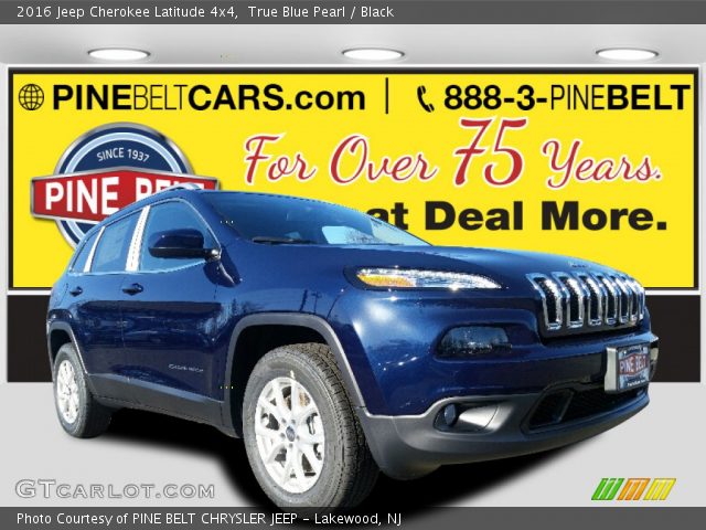 2016 Jeep Cherokee Latitude 4x4 in True Blue Pearl
