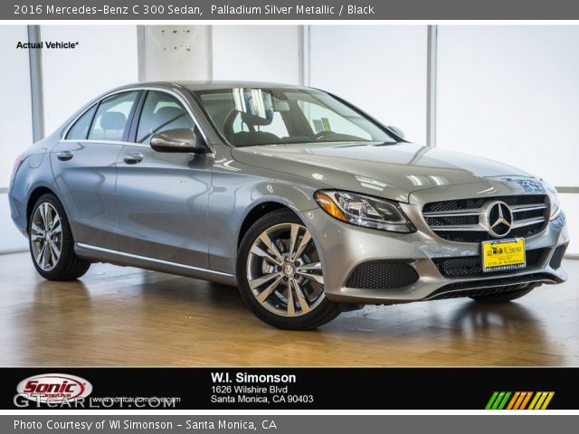 2016 Mercedes-Benz C 300 Sedan in Palladium Silver Metallic