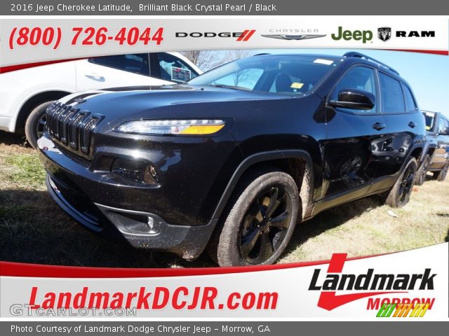 2016 Jeep Cherokee Latitude in Brilliant Black Crystal Pearl