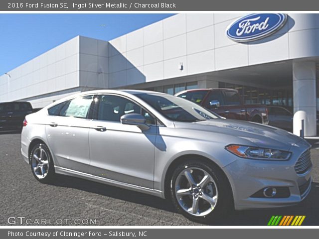 2016 Ford Fusion SE in Ingot Silver Metallic