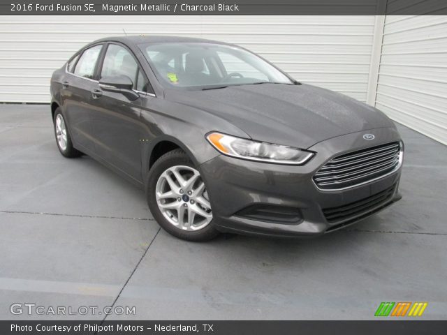 2016 Ford Fusion SE in Magnetic Metallic