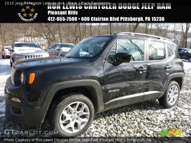 2016 Jeep Renegade Latitude 4x4 in Black