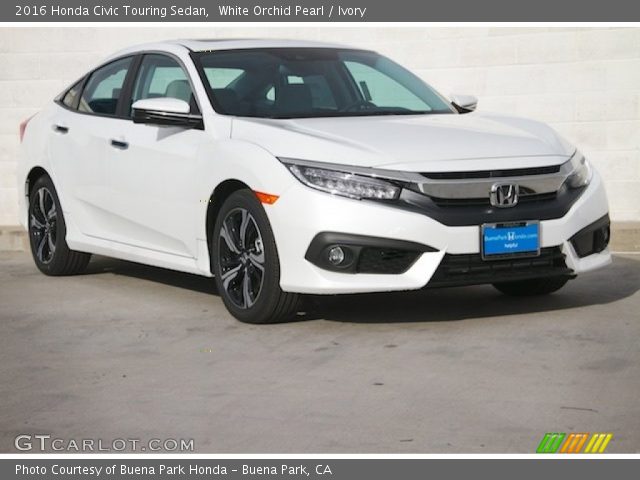 2016 Honda Civic Touring Sedan in White Orchid Pearl