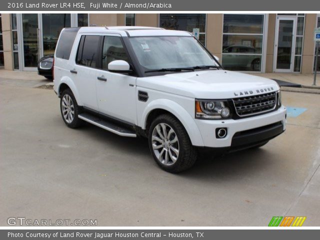 2016 Land Rover LR4 HSE in Fuji White