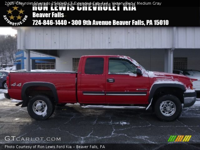 2005 Chevrolet Silverado 2500HD LT Extended Cab 4x4 in Victory Red