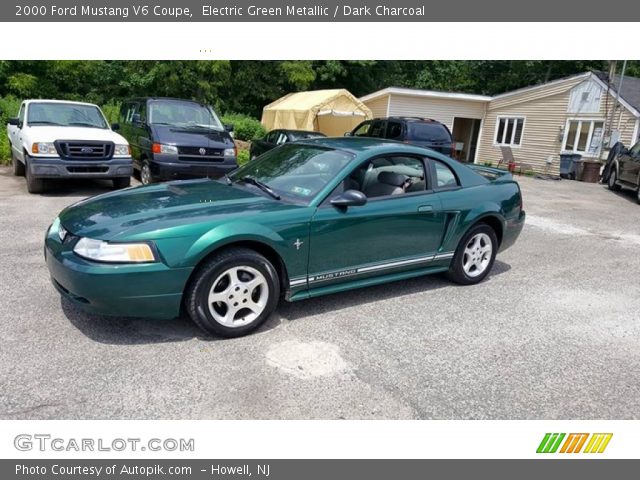 2000 Ford Mustang V6 Coupe in Electric Green Metallic