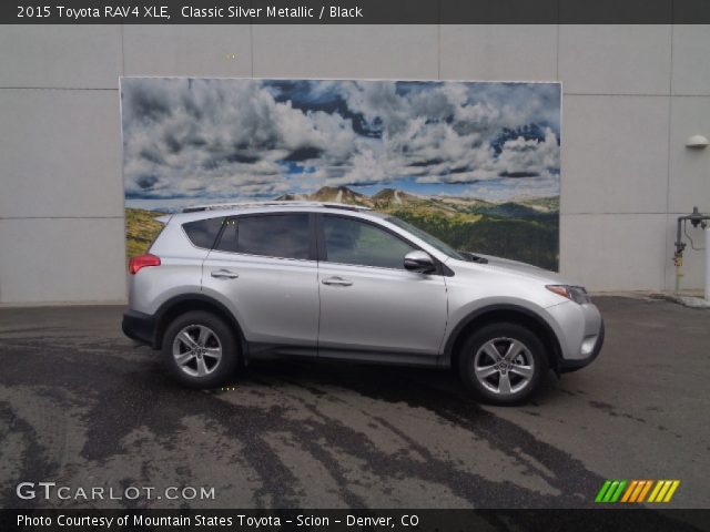 2015 Toyota RAV4 XLE in Classic Silver Metallic