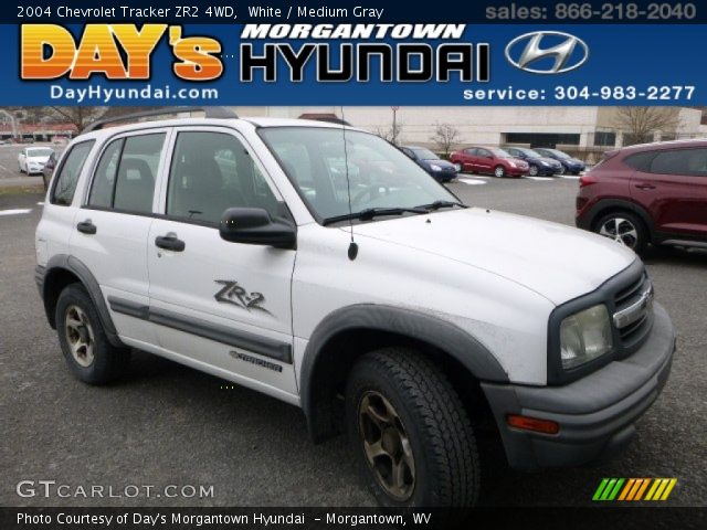 2004 Chevrolet Tracker ZR2 4WD in White