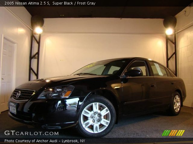 2005 Nissan Altima 2.5 S in Super Black