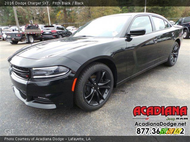 2016 Dodge Charger SXT in Pitch Black