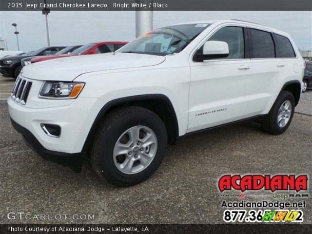 2015 Jeep Grand Cherokee Laredo in Bright White