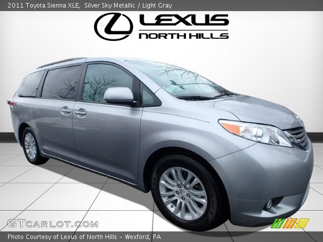 2011 Toyota Sienna XLE in Silver Sky Metallic