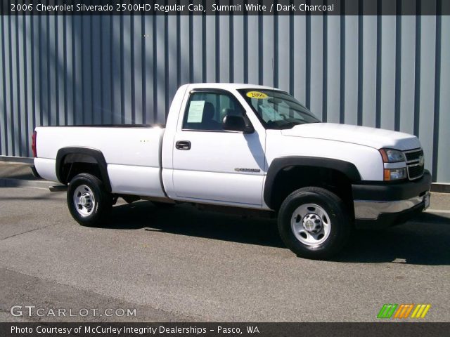 2006 Chevrolet Silverado 2500HD Regular Cab in Summit White