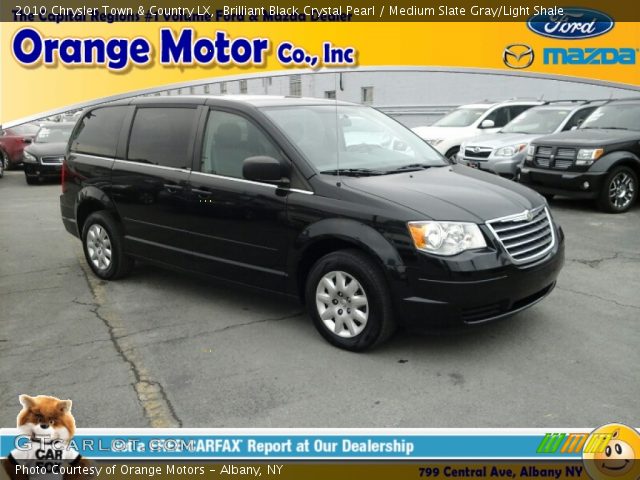 2010 Chrysler Town & Country LX in Brilliant Black Crystal Pearl