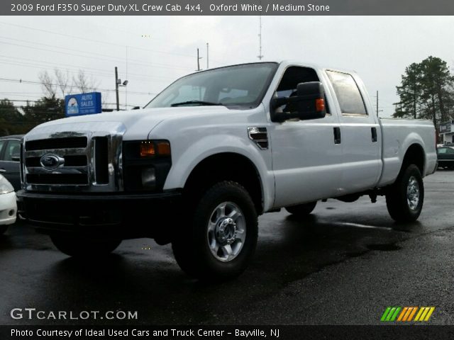 2009 Ford F350 Super Duty XL Crew Cab 4x4 in Oxford White