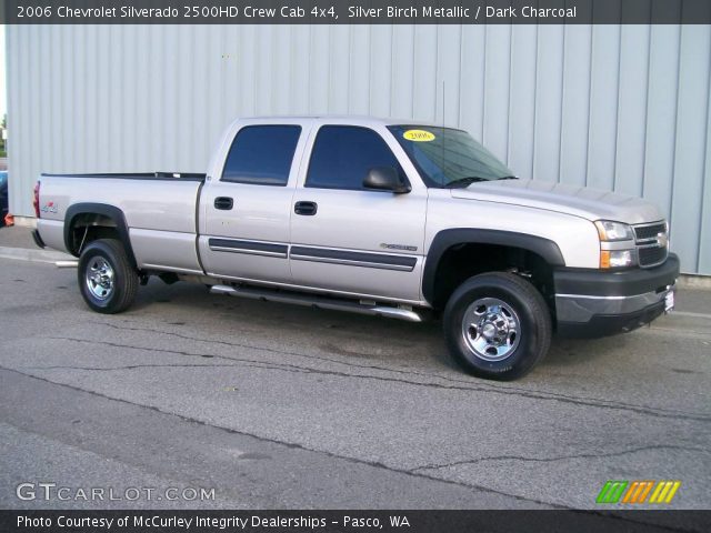 2006 Chevrolet Silverado 2500HD Crew Cab 4x4 in Silver Birch Metallic