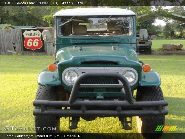 1963 Toyota Land Cruiser FJ40 in Green