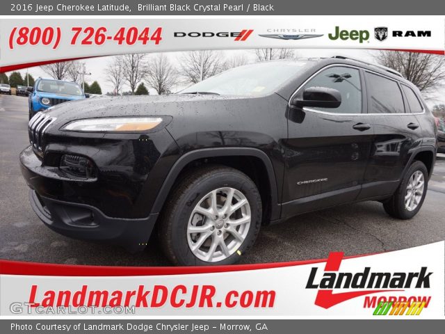 2016 Jeep Cherokee Latitude in Brilliant Black Crystal Pearl