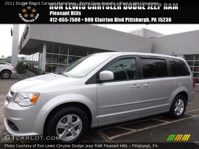 2011 Dodge Grand Caravan Mainstreet in Bright Silver Metallic