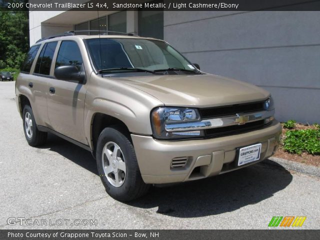 2006 Chevrolet TrailBlazer LS 4x4 in Sandstone Metallic