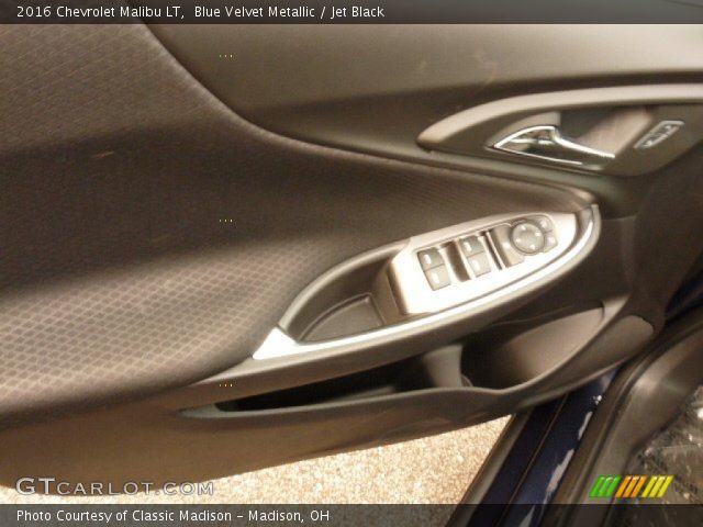 2016 Chevrolet Malibu LT in Blue Velvet Metallic