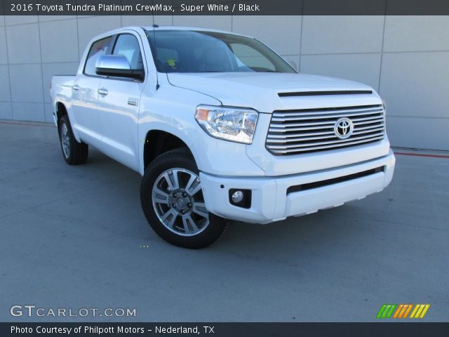 2016 Toyota Tundra Platinum CrewMax in Super White