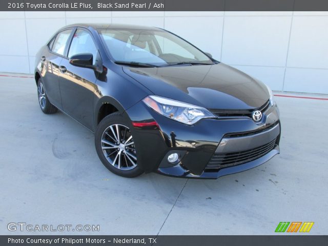 2016 Toyota Corolla LE Plus in Black Sand Pearl