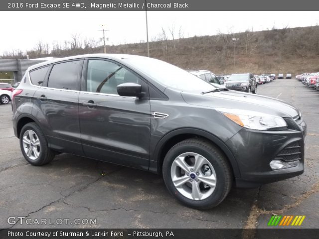 2016 Ford Escape SE 4WD in Magnetic Metallic