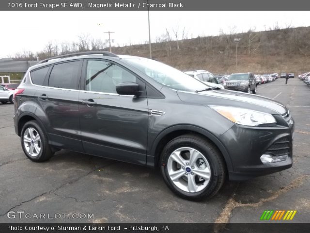 2016 Ford Escape SE 4WD in Magnetic Metallic