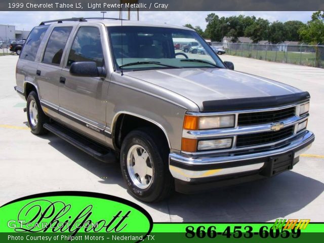 1999 Chevrolet Tahoe LS in Light Pewter Metallic